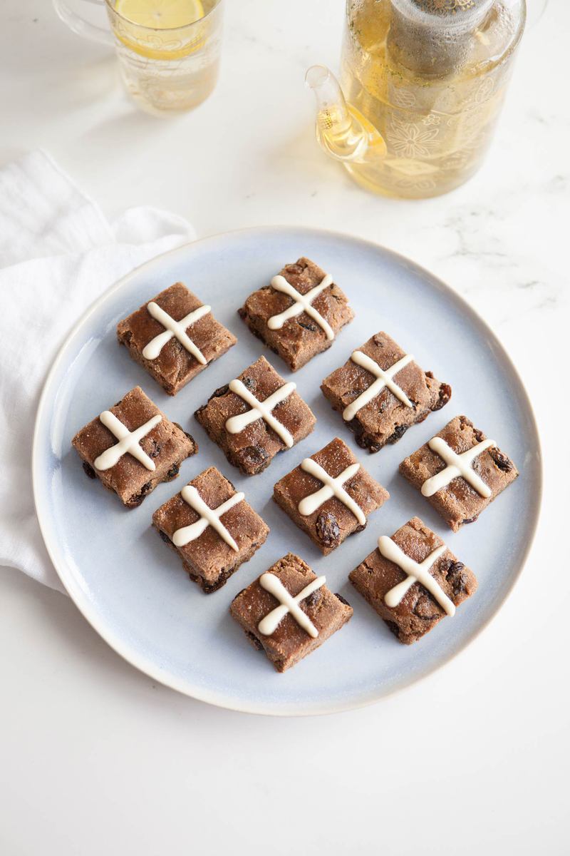 Raw Hot Cross Buns