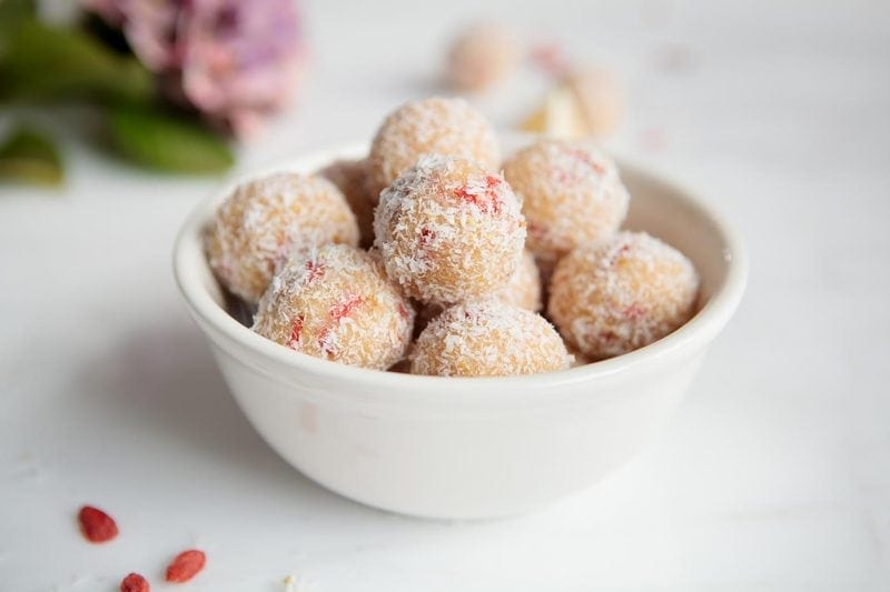 Raw Lemon Goji Truffles